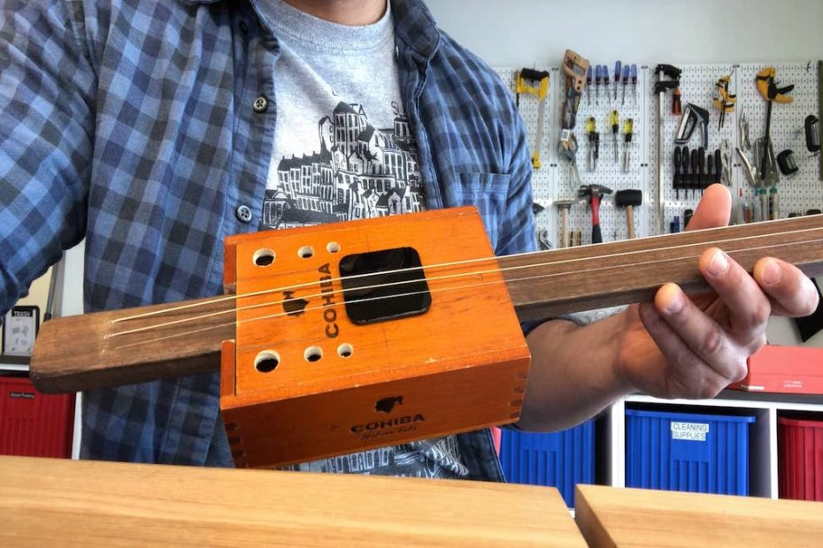 cigar box guitar